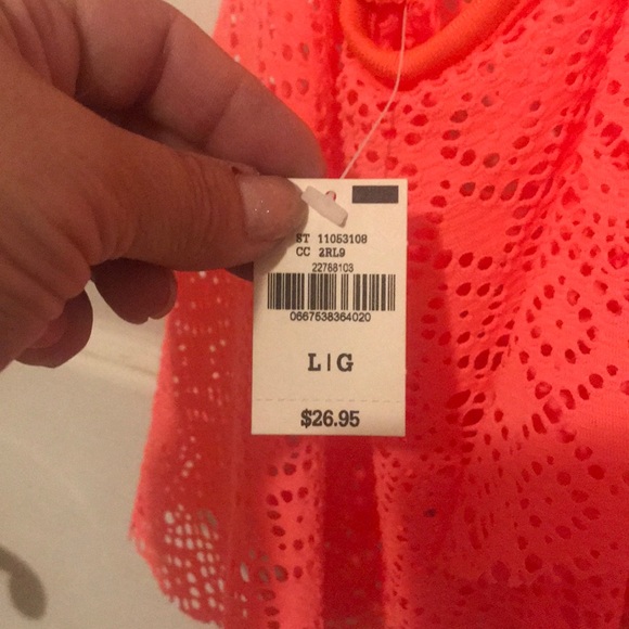 NWT ! PINK lace crop top - super cute back - Picture 4 of 6